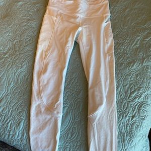 Lululemon Mind Over Miles leggings, size 4